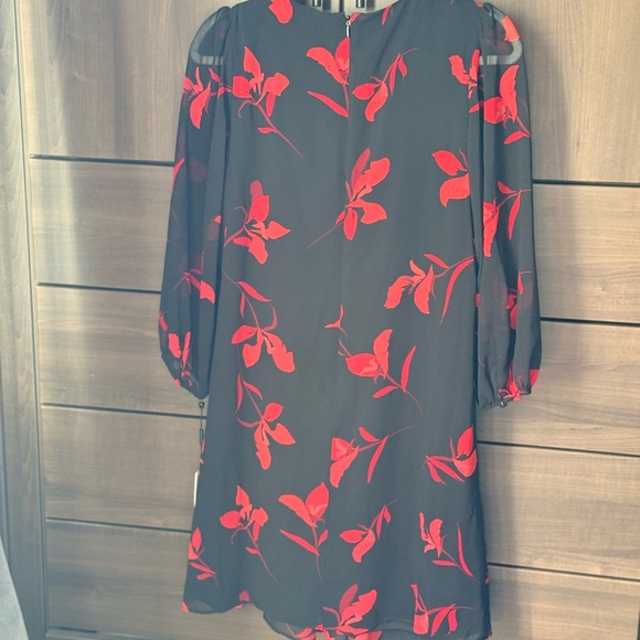 NWT Calvin Klein Black Shift Dress with Red Floral Design - Picture 8 of 11
